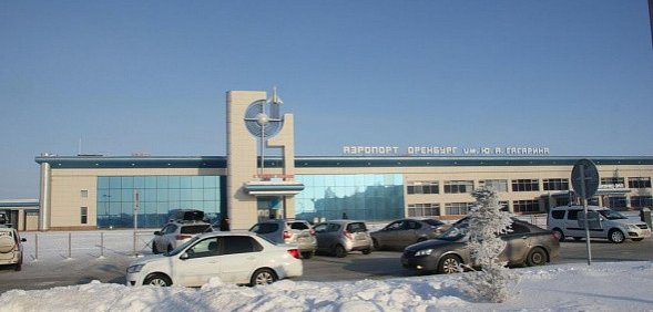 Из-за непогоды в аэропорту Оренбурга четыре рейса задержали и один отменили