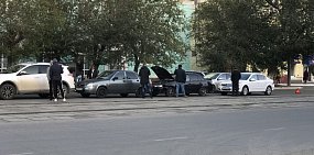В Орске в ДТП попали сразу 4 автомобиля