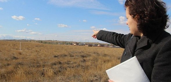 В Орске многодетным семьям дали земельные участки без коммуникаций