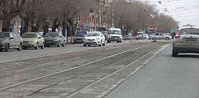 Снег растаял, а пыль осталась: начали ли в Орске убирать антигололедную «посыпку»?