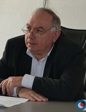 Квартира бывшего гендиректора ЮУМЗа уходит с молотка. Как и его бывшая машина