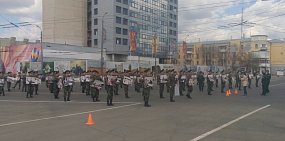 В Оренбурге второй день перекрыт центр города