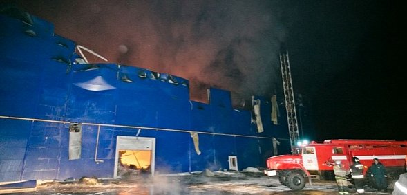 Площадь пожара на заводе промышленного цинкования достигла почти 7 тысяч кв. метров 