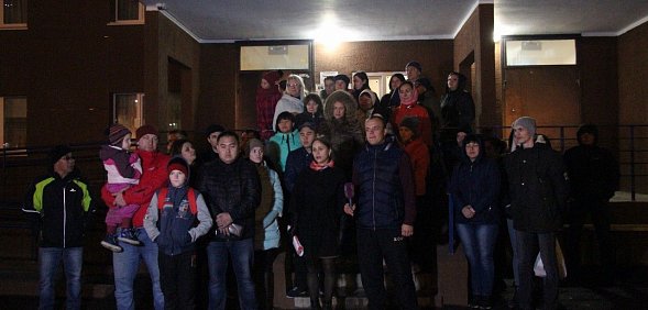 Нет отопления, перебои с водой, щели: В Оренбурге жители нового дома жалуются на его состояние
