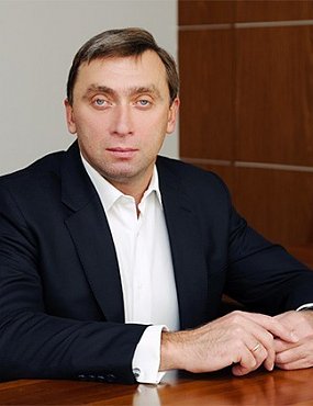 Коммерсантъ: Один из владельцев ЮУМЗ Сергей Шпак заочно арестован 