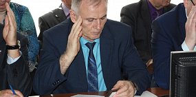 Депутаты орского горсовета снова демонстрировали чудеса скорости