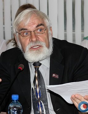 Орский депутат: «Переход на новую систему оплаты тепла ударит по кошельку простых людей!» 