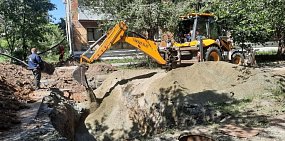 На улице Макаренко заменили 30-метровый ветхий участок водопровода