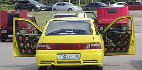 В Оренбурге прошел чемпионат по тюнингу и автозвуку