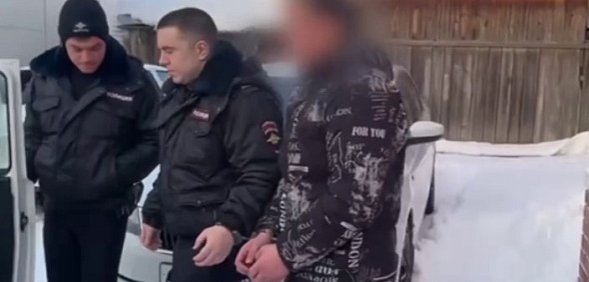 Кадр из видео ареста мужчины. Видео: СУ СК России по Оренбургской области