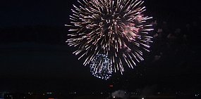 В Орске фейерверк в честь Дня Победы будут запускать с двух площадок