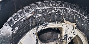 «Те, кто это сделал, пусть сидят и боятся...»: В Оренбурге подожгли автомобиль известного Telegram-блогера Андрея Лысенко