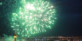 В День Победы в Оренбурге, Орске и других городах Оренбургской области будет запущен праздничный фейерверк: где и во сколько