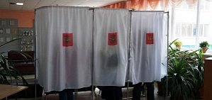 Правда ли, что в Орске директор школы заставляет учителей агитировать за нее голосовать?