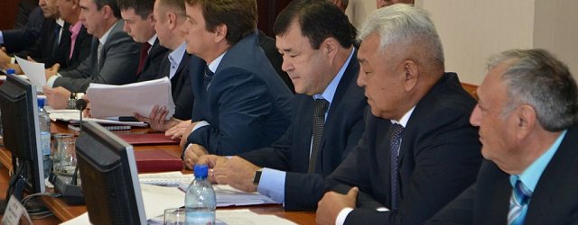 Депутаты горсовета в октябре 2015 года