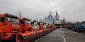 Коммунальную технику в Оренбурге обклеят логотипами предприятий, которым она принадлежит