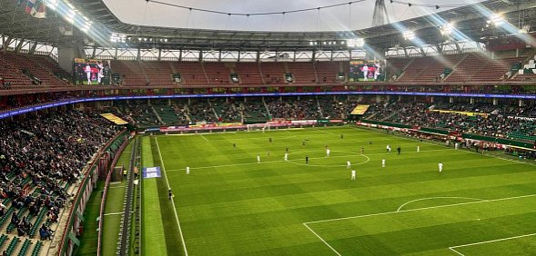 Удаление, пенальти, отменный гол и 9 добавленных минут: ФК «Оренбург» уступил в Москве ФК «Локомотив» — 1:0