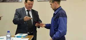 Правительство Оренбургской области потратит 820 тыс руб на удостоверения и знаки для дружинников