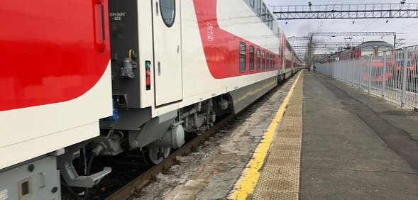 Обломки БПЛА повредили пассажирский поезд, который ночью проходил по территории Краснодарского края 