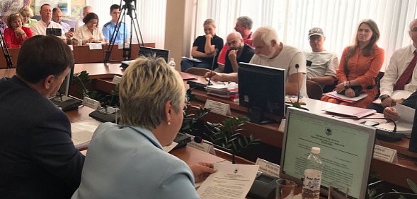 Участники СВО из Орска попросили Следком РФ разобраться в словах депутата Коровина о триколоре