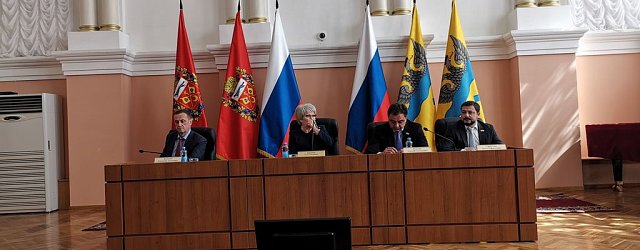 В Оренбурге депутаты требуют выделить 20 млн руб на решение проблем с мусором. Владимир Ильиных не считает, что город должен тратить на это деньги 🔥 