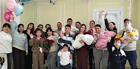 Выписка семьи Саттаровых, фото: Оренбургский клинический перинатальный центр