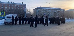 В центре Орска много полиции (фото)