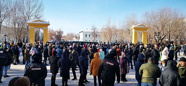 Онлайн из Оренбурга: Несанкционированная акция протеста завершена, есть задержанные