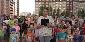 Стоп-кадр из видеообращения жителей ЖК «Победа», опубликованного в тгк депутата Дениса Батурина 