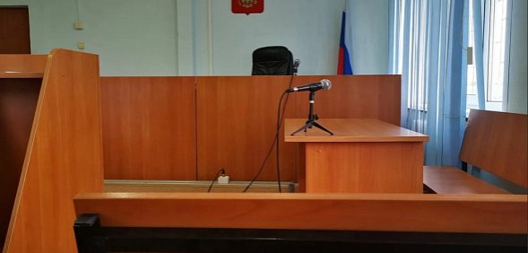 В зале суда, архив 