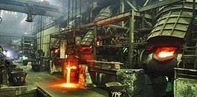 Увольняемым работникам Светлинского ферроникелевого завода обещают помочь