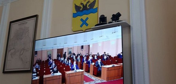 Заседание Оренбургского горсовета, журналисты наблюдали по видеосвязи