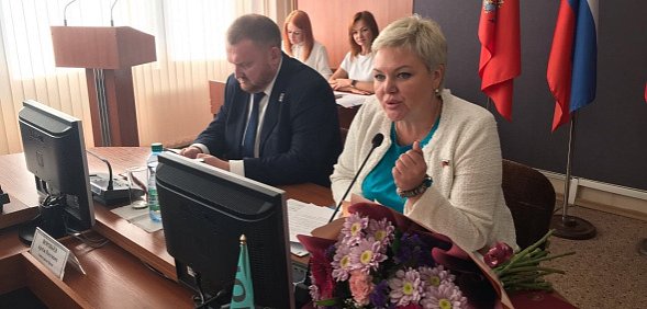 Оксана Гельмель на месте председателя