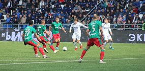 ФК «Оренбург» в домашнем матче проиграл ФК «Локомотив» (Москва) – 2:3