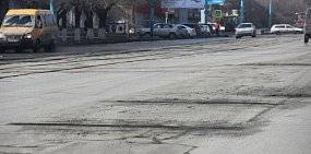 Администрация Орска объявила тендер на ямочный ремонт дорог Советского района