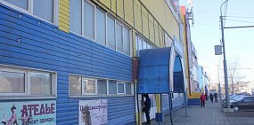 В Оренбурге на продажу выставлен крупный торговый центр, который суд закрыл в 2019 году