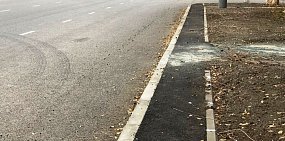 На центральных улицах Орска в ходе ремонта установили двойные бордюры