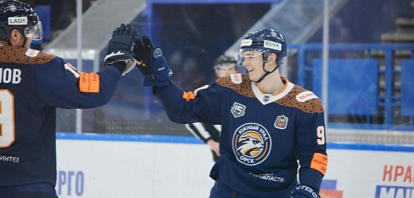 «Ребята все отдали для победы, выстояли в меньшинстве»: ХК «Южный Урал» переиграл ХК «Нефтяник» со счетом 4:3