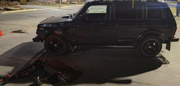 В Гае водитель автомобиля сбил 15-летнего самокатчика. Момент ДТП попал на видео