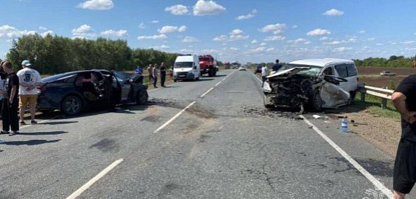 3 взрослых и 3 детей пострадали в ДТП в Оренбургской области, один человек погиб