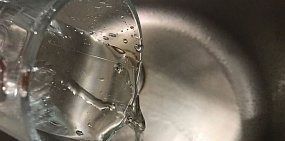 Центр Орска весь день без воды, до «Водоканала» не дозвониться