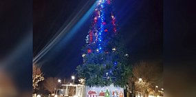 Елка на улице Советской