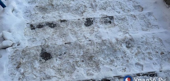 Неубранный снег