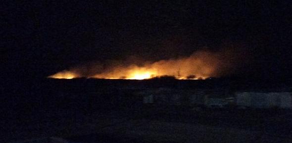 На востоке Оренбургской области снова горит степь 