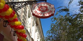 «Полиуретановый декор на памятниках использовать запрещено»: Подрядчик прокомментировал трещины на фасаде театра кукол в Оренбурге