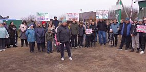 Жители СНТ в Сакмарском районе обратились к губернатору с просьбой о ремонте дороги и газификации