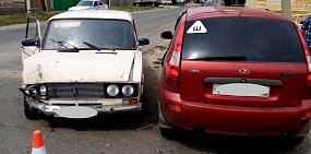 В Соль-Илецке 15-летний водитель без прав спровоцировал ДТП 