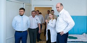 Врио губернатора Евгений Солнцев Домбаровсоком районе. Фото правительство региона
