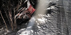 В Оренбургской области пьяный водитель без прав врезался в мост — погибла пассажирка