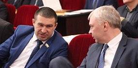 На заседание горсовета Оренбурга пришли два депутата, которые находятся под следствием